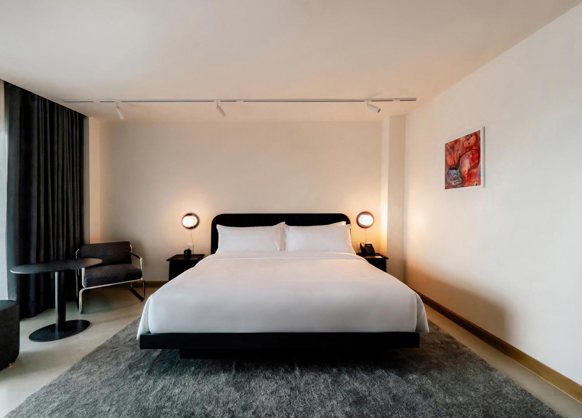 Hotel The Standardx, Bangkok Phra Arthit Exterior foto