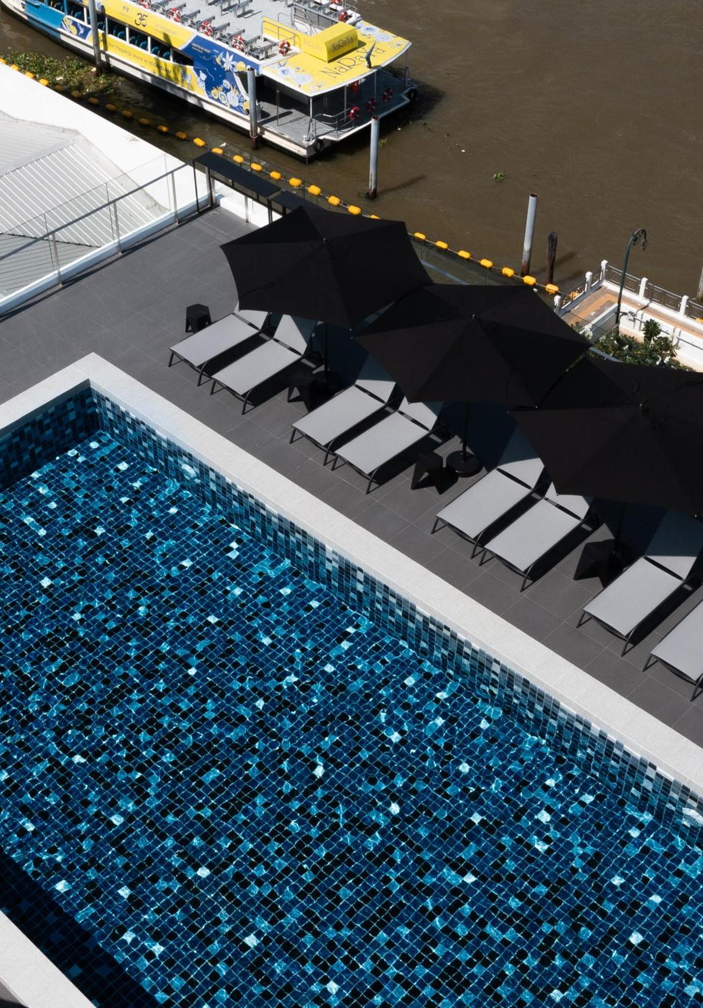 Hotel The Standardx, Bangkok Phra Arthit Exterior foto